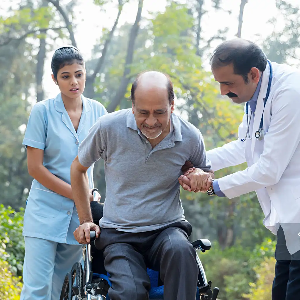 Nurses-to-help-both-men-and-women